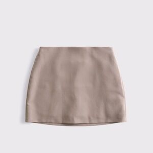 Abercrombie & Fitch Scarlett Mini Skort